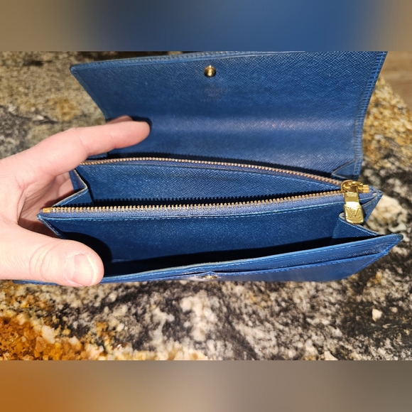 Louis Vuitton Blue Women's Bag - Picture 16 of 16
